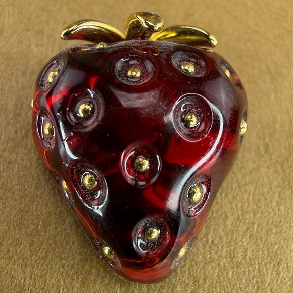 💥KATE SPADE - "Tutti Fruity" Strawberry Stud Earrings - 45U508 - Picture 2 of 7